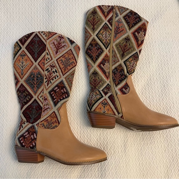 SEVENTH AVENUE Tapestry Cowboy Boots - Picture 1 of 9